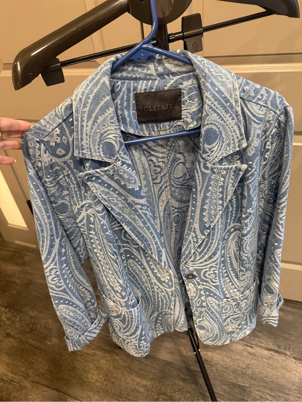 Solitaire Light Blue Paisley Blazer